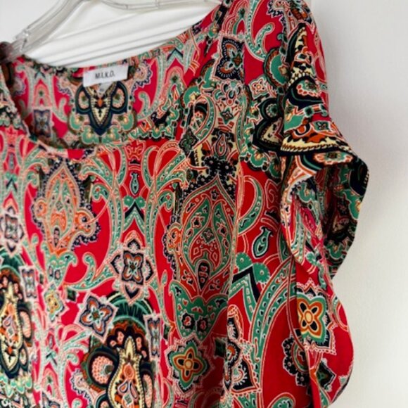 Round neck blouse with pattern - Picture 3 of 5